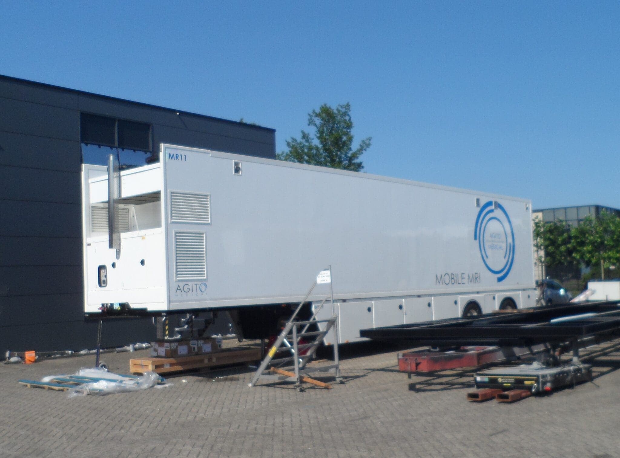 Fixed Relocatable